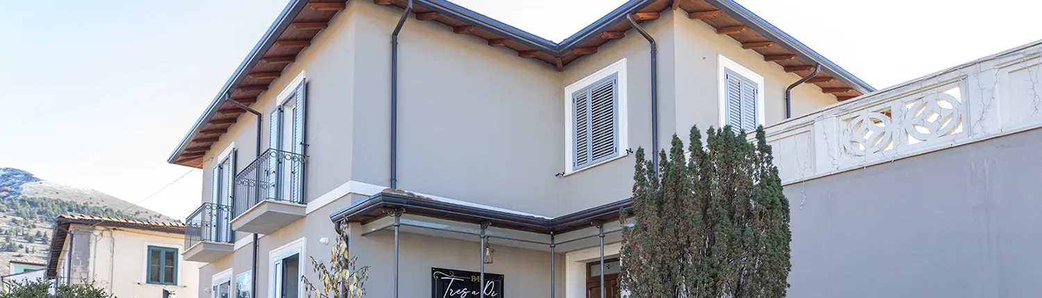 Tres a Pi Bed and Breakfast a Trasacco la Villa